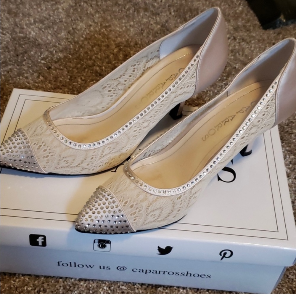 Beautiful shoes for wedding or party  I wore it in my wedding and it’s nice